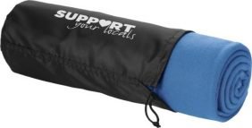 Fleece plaid blanket with carry pouch