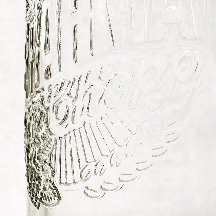 Embossed Effect Print on Tumbler Pint Glass