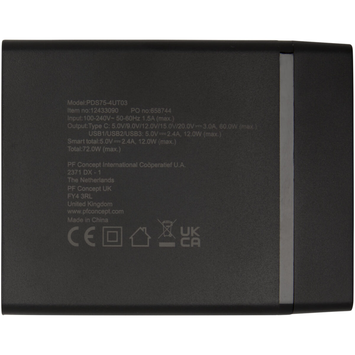 ADAPT 72W recycled plastic PD power station – Solid black back view