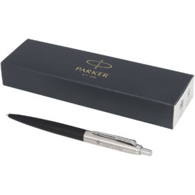 Parker Jotter XL matte with chrome trim ballpoint pen (blue ink) – Solid black with logo