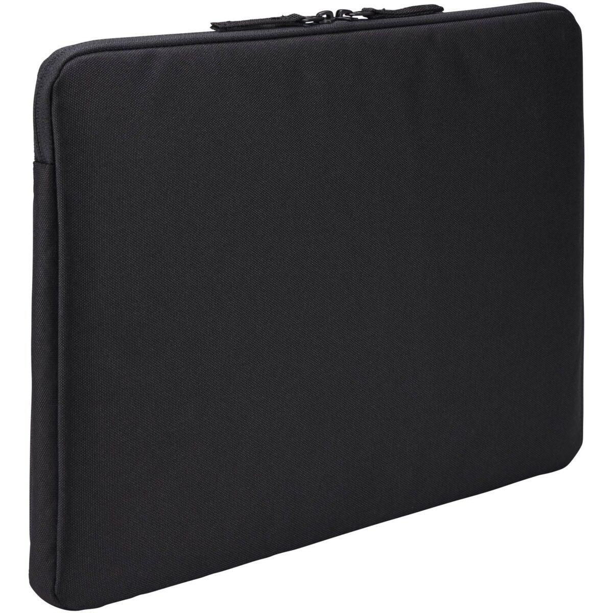 Case Logic Invigo 14" recycled laptop sleeve – Solid black back view