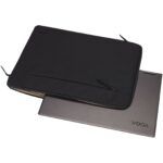 Case Logic Invigo 15.6" recycled laptop sleeve – Solid black extra view