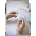 Prixton TWS162 earbuds – White mood1 view